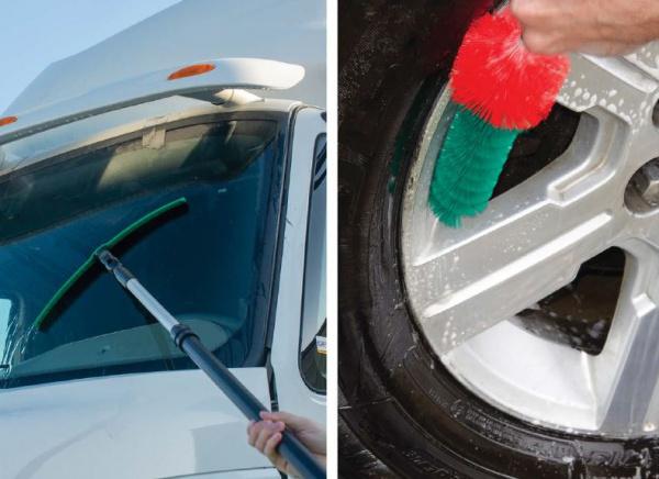 Transport Cleaning Squeegee and Brush
