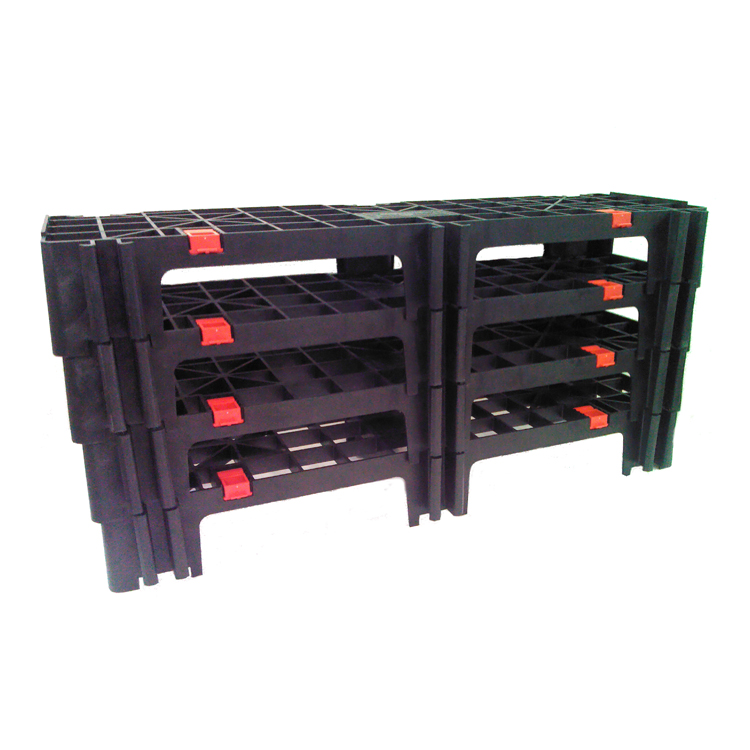 Plastic pallets for internal handling operations