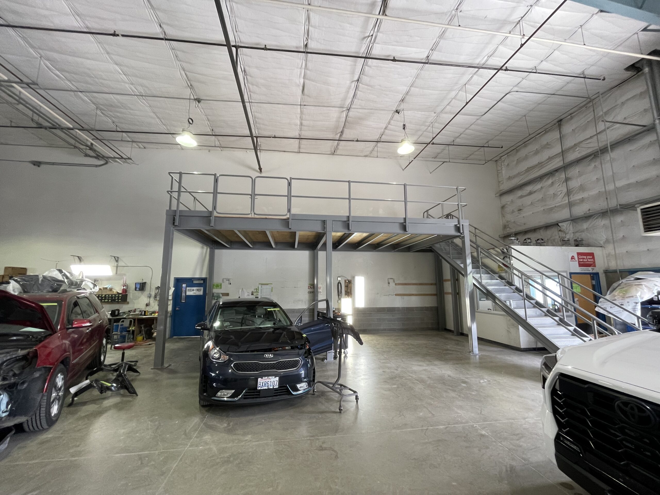 Mezzanine Ocean Crest